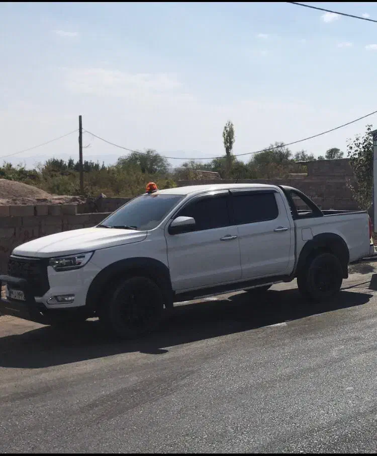 وانت دو کابین T8 KMC کی ام سی|خودرو سواری و وانت|کرمان, |دیوار