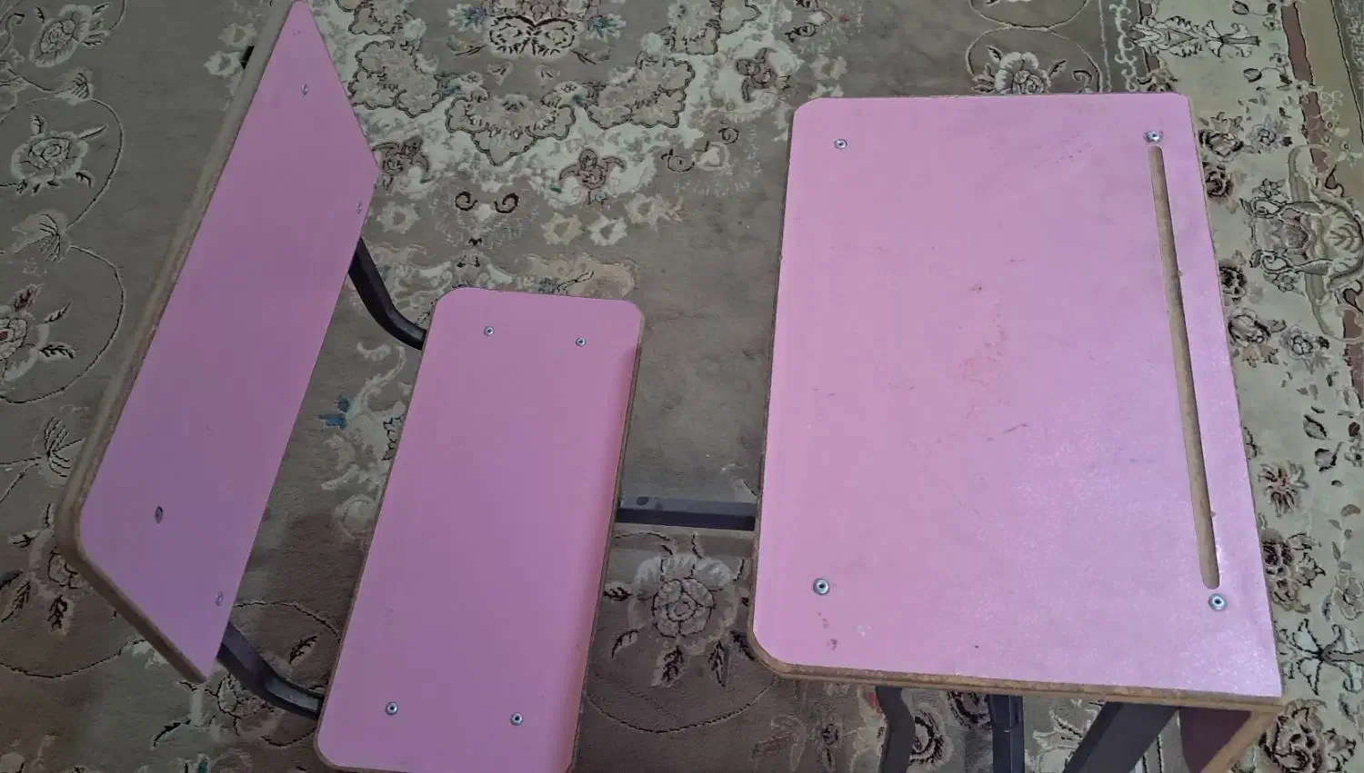 میز تحریر|میز تحریر و کامپیوتر|تربت جام, کاریز نو سفلی|دیوار