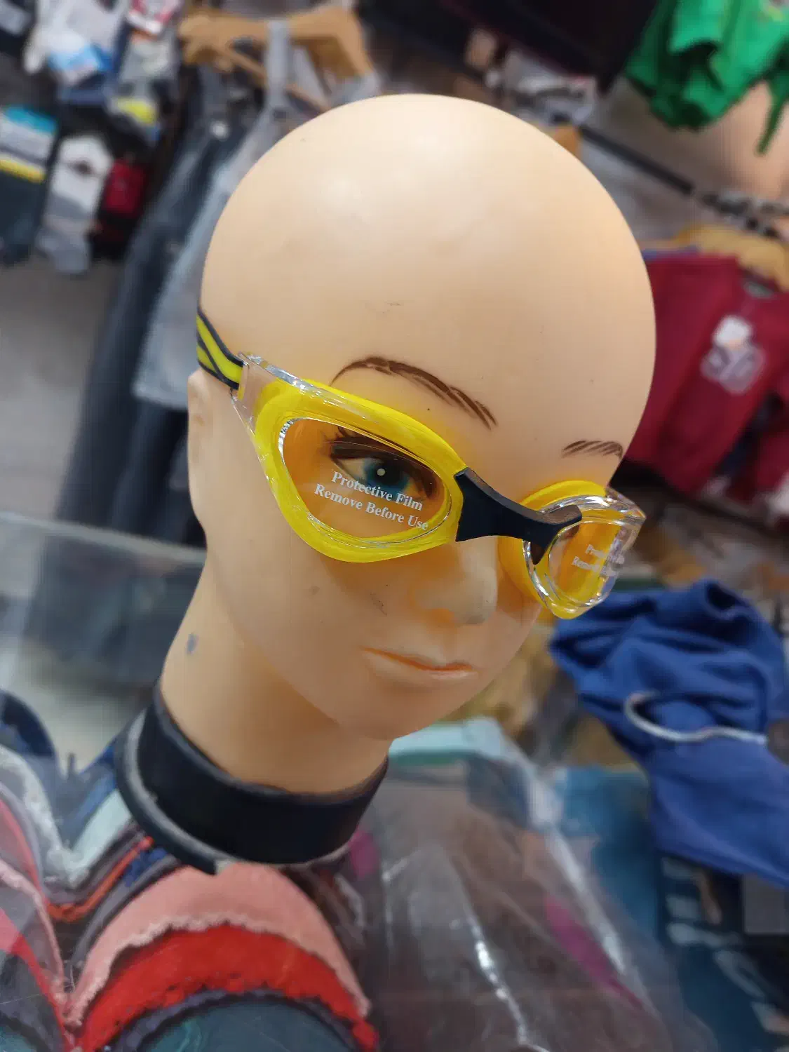 عینک|غواصی و ورزش‌های آبی|آران و بیدگل, |دیوار