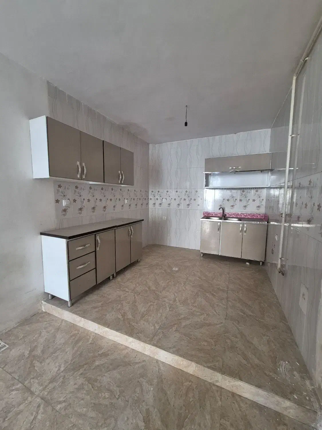 اجاره خانه ویلایی۶۰متری نبوت کوچه اتحاد|اجارهٔ خانه و ویلا|سنندج, |دیوار