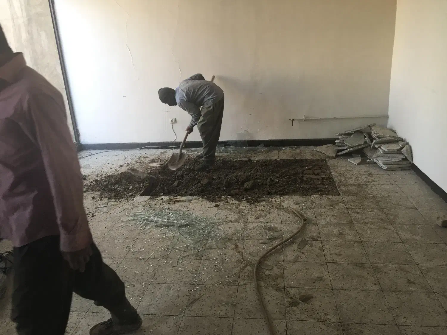 بازسازی و تعمیرات و بنایی ساختمان از صفر تا صد|خدمات پیشه و مهارت|تهران, تهرانپارس غربی|دیوار