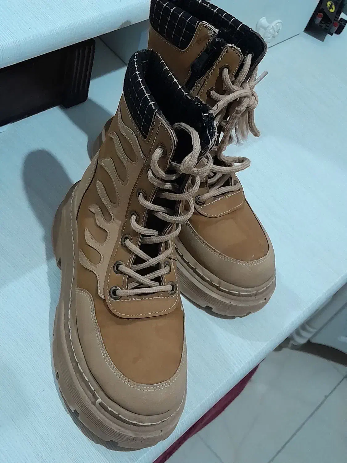 پوتین در حدد نو اسپرت|کیف، کفش، کمربند|ساوه, |دیوار