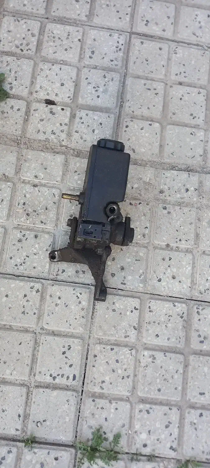 باتری ۶۰ آمپر پمپ هیدرولیک آردی|قطعات یدکی و لوازم جانبی|اردبیل, |دیوار