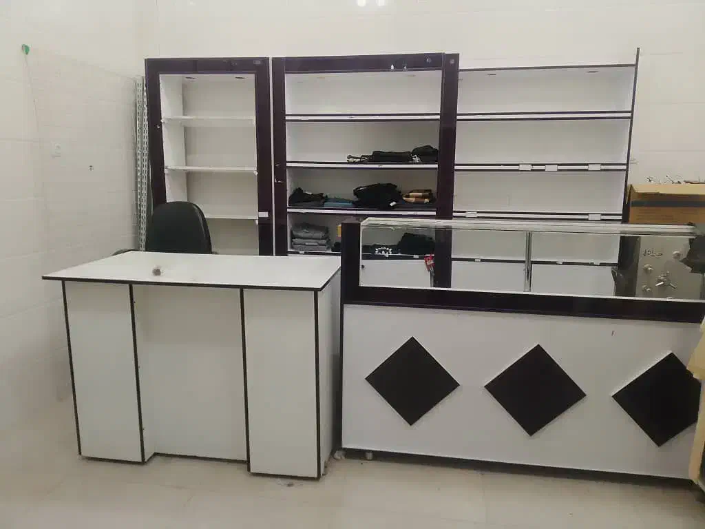 دکوراسیون لباس|فروشگاه و مغازه|لنجان, |دیوار