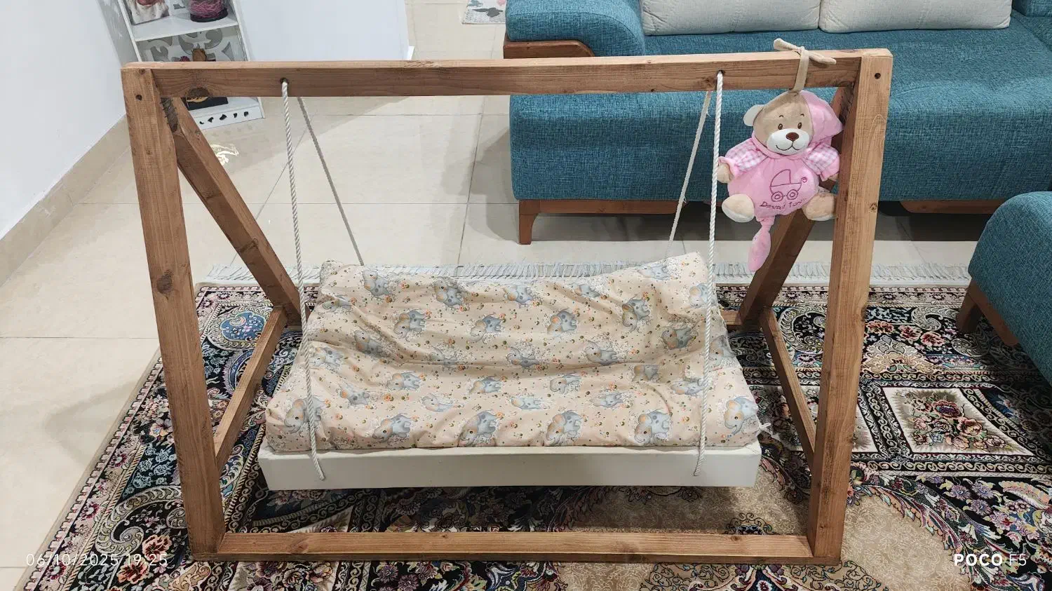 گهواره نوزاد|تخت و صندلی بچه|رشت, منظریه|دیوار