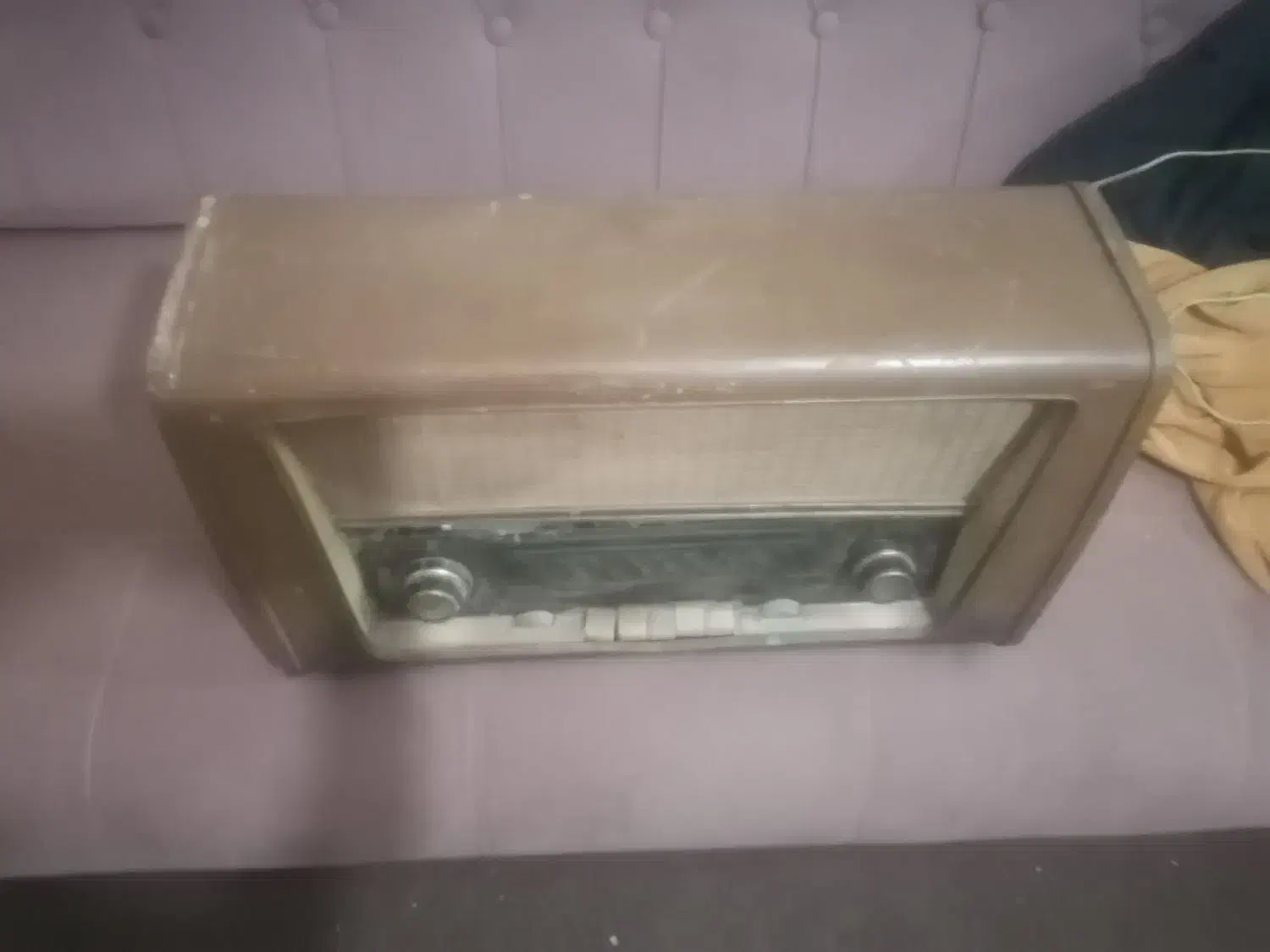 رادیو قدیمی|کلکسیون اشیاء عتیقه|خوی, |دیوار