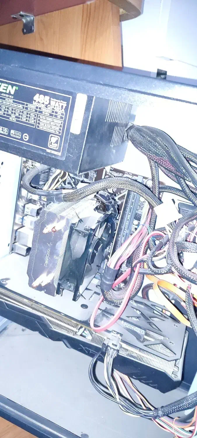 کیس کامپیوتر|رایانه رومیزی|تربت جام, ترکمن ها|دیوار