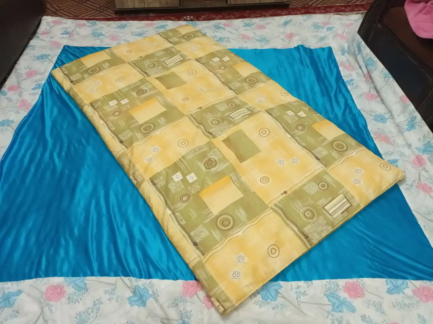 لحاف وتشک عالی|رختخواب، بالش، پتو|میاندوآب, |دیوار