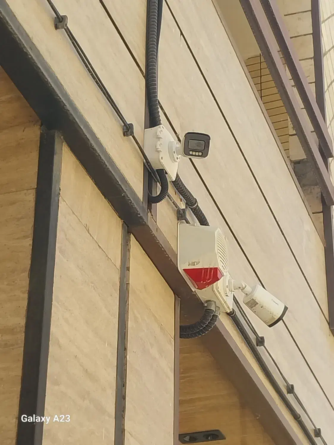 فروش ونصب سیستمهای امنیتی دوربین،دزدگیر،اعلام حریق|خدمات پیشه و مهارت|کرمان, |دیوار