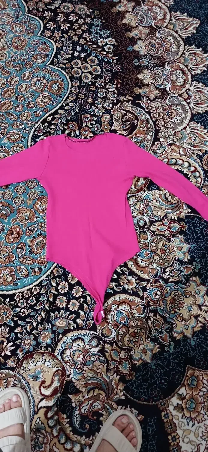 بادی  زیر. غزل دارر|لباس|کردکوی, |دیوار