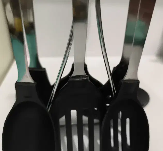 ست کفگیر و ملاقه|آب‌چکان و نظم‌دهنده ظروف|دزفول, |دیوار