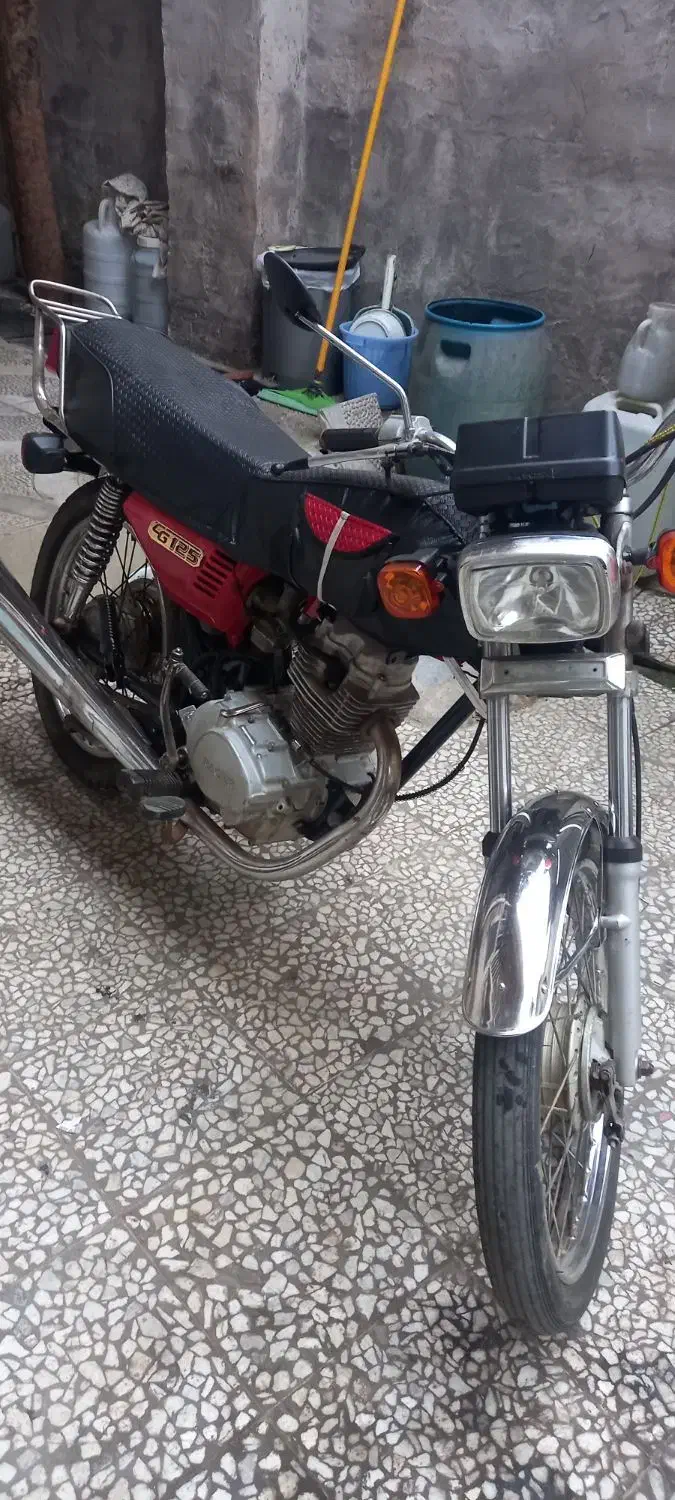 موتور هوندا ۸۶ با بیمه سالم|موتورسیکلت|لنگرود, |دیوار