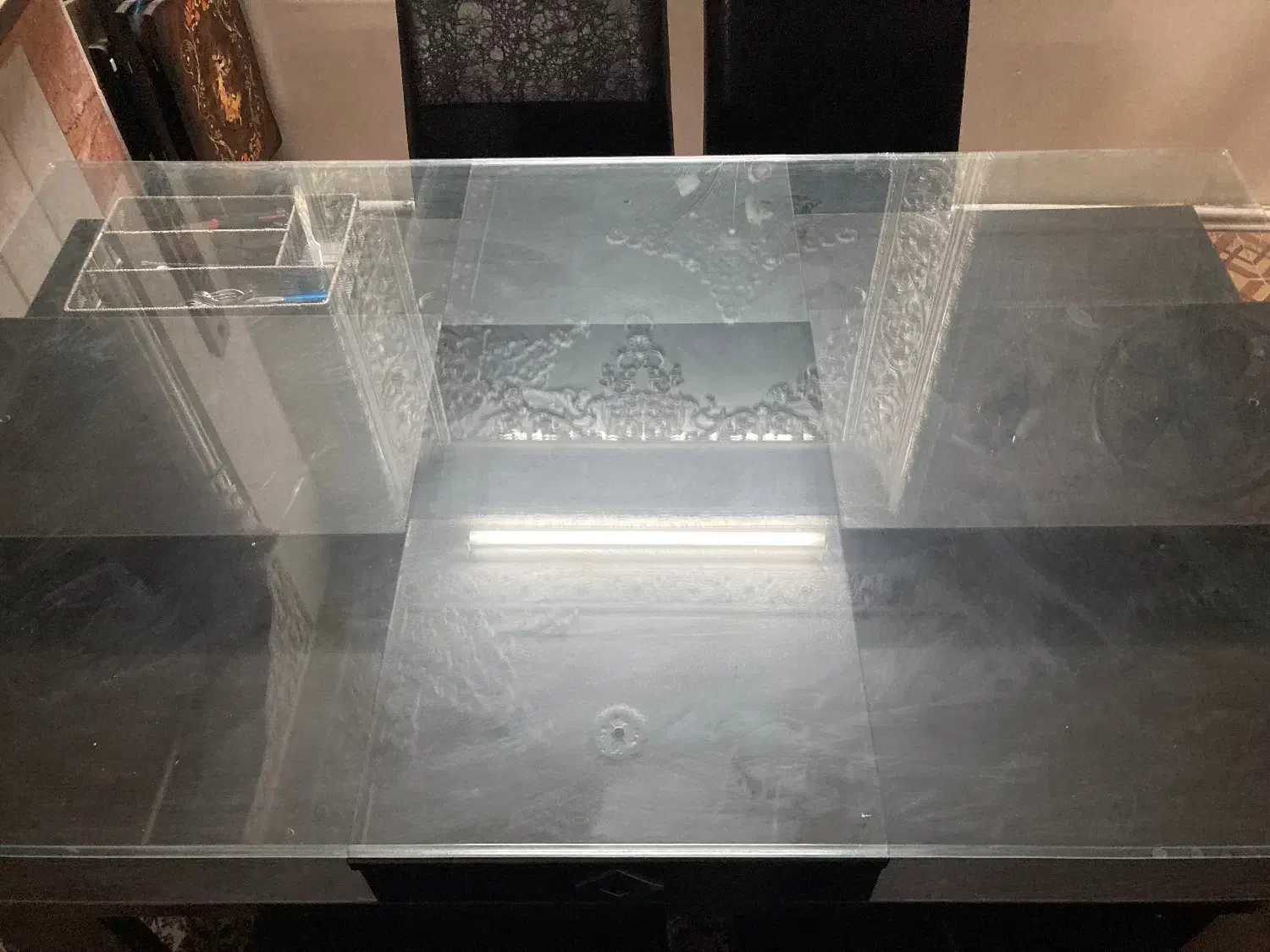 میز ناهار خوری ۶نفره با صندلی چرم|میز و صندلی غذاخوری|قم, بلوار امین و ساحلی|دیوار