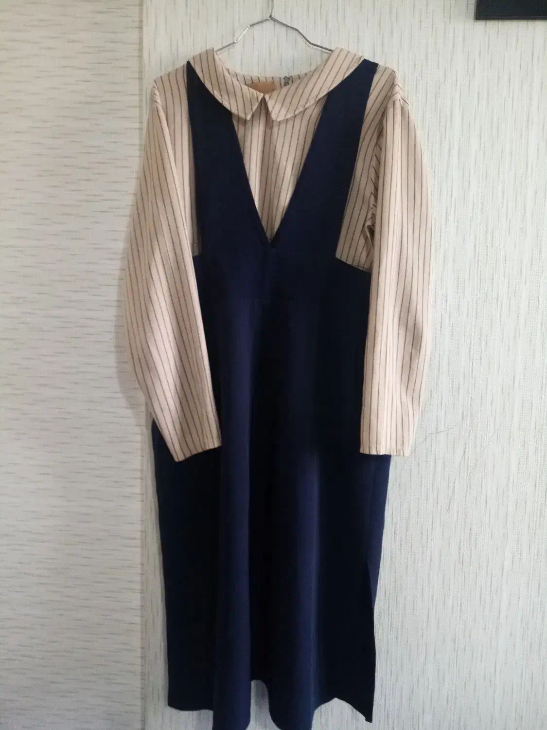 لباس|لباس|گلبهار, نوبهار|دیوار