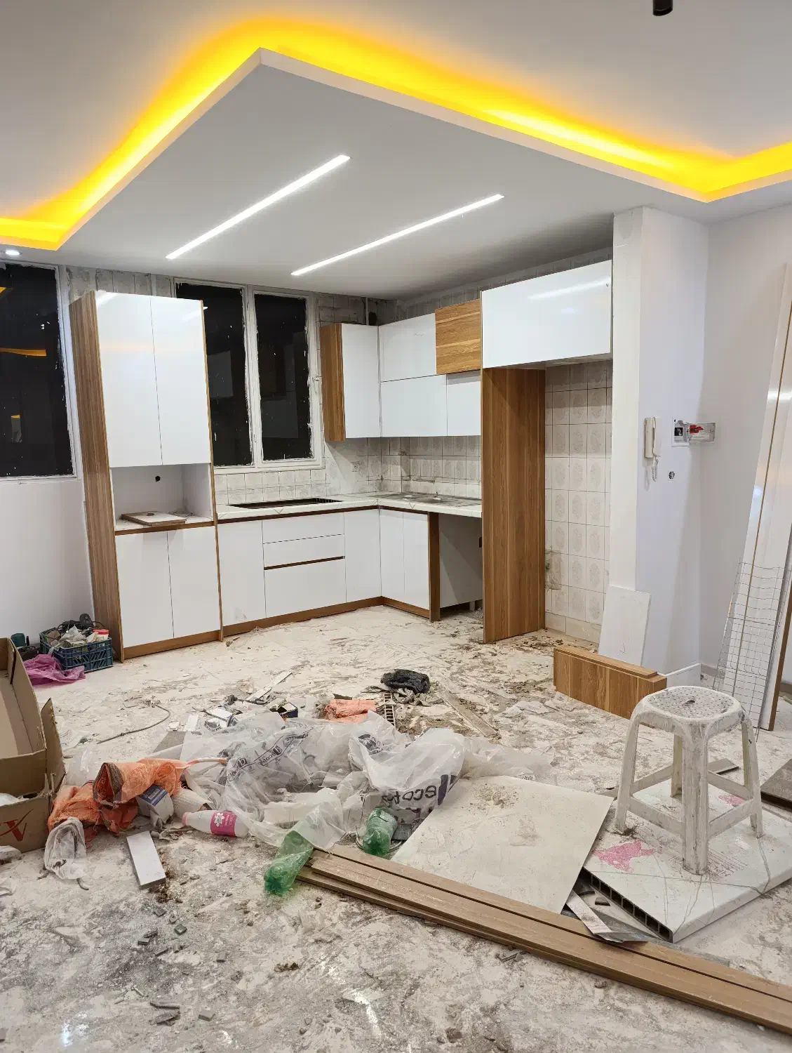 تخریب و بازسازی موردی و کلی مسکونی اداری تجاری|خدمات پیشه و مهارت|فردیس, داوری|دیوار