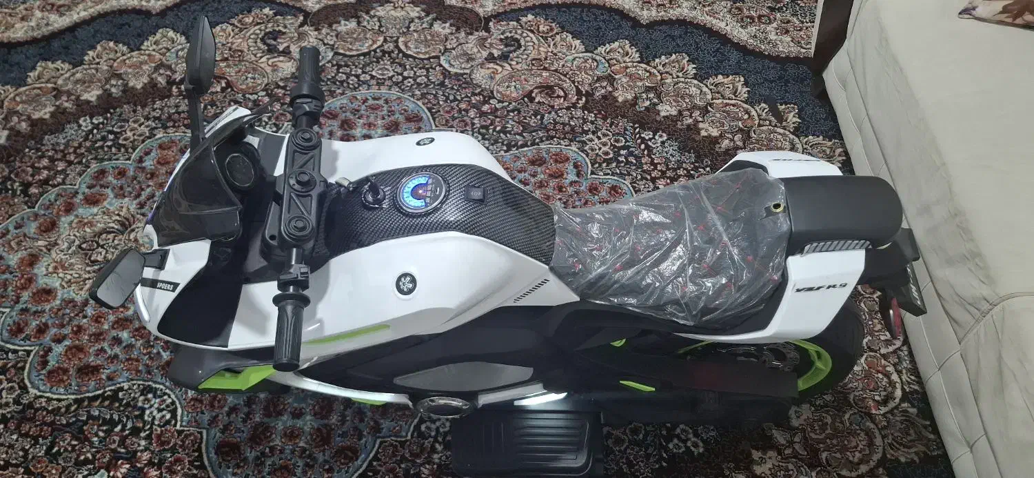 موتور شارژی در حد نو مدل R9|اسباب‌بازی بچه|شیراز, سایت اداری|دیوار