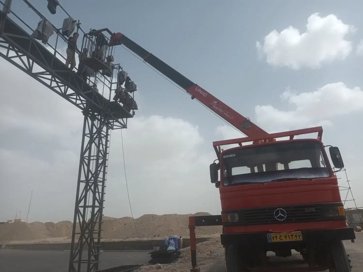 جرثقیل خاور .دکل بلند جهت حمل و نصب|خدمات حمل و نقل|مشهد, نوید|دیوار