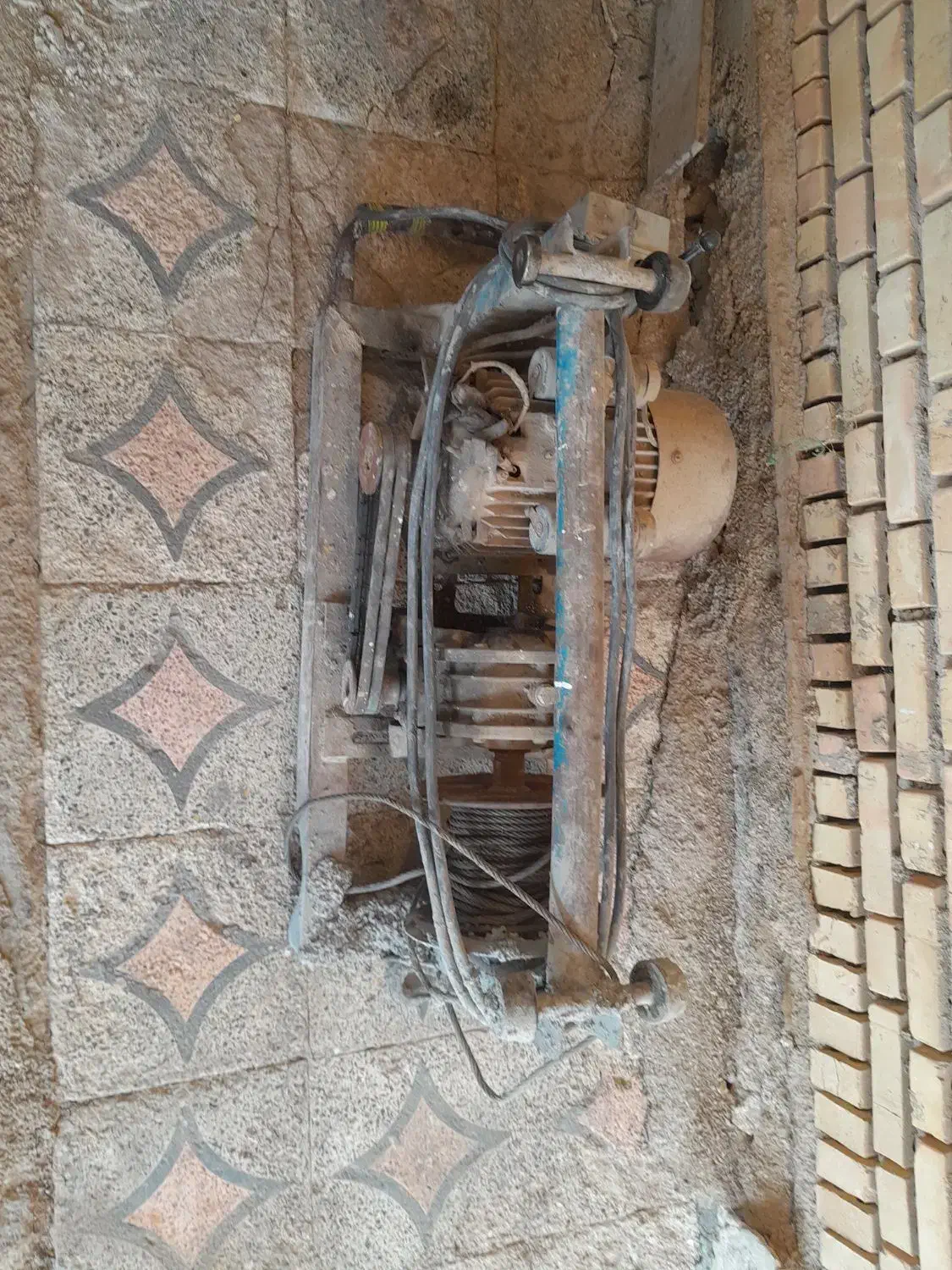 بالابر ساختمانی|ماشینآلات صنعتی|بندر ماهشهر, |دیوار