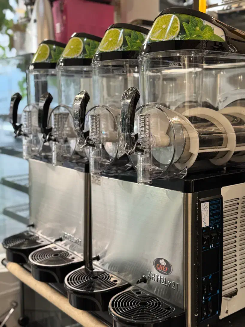 دستگاه یخ در بهشت|کافیشاپ و رستوران|شیراز, قصرالدشت|دیوار