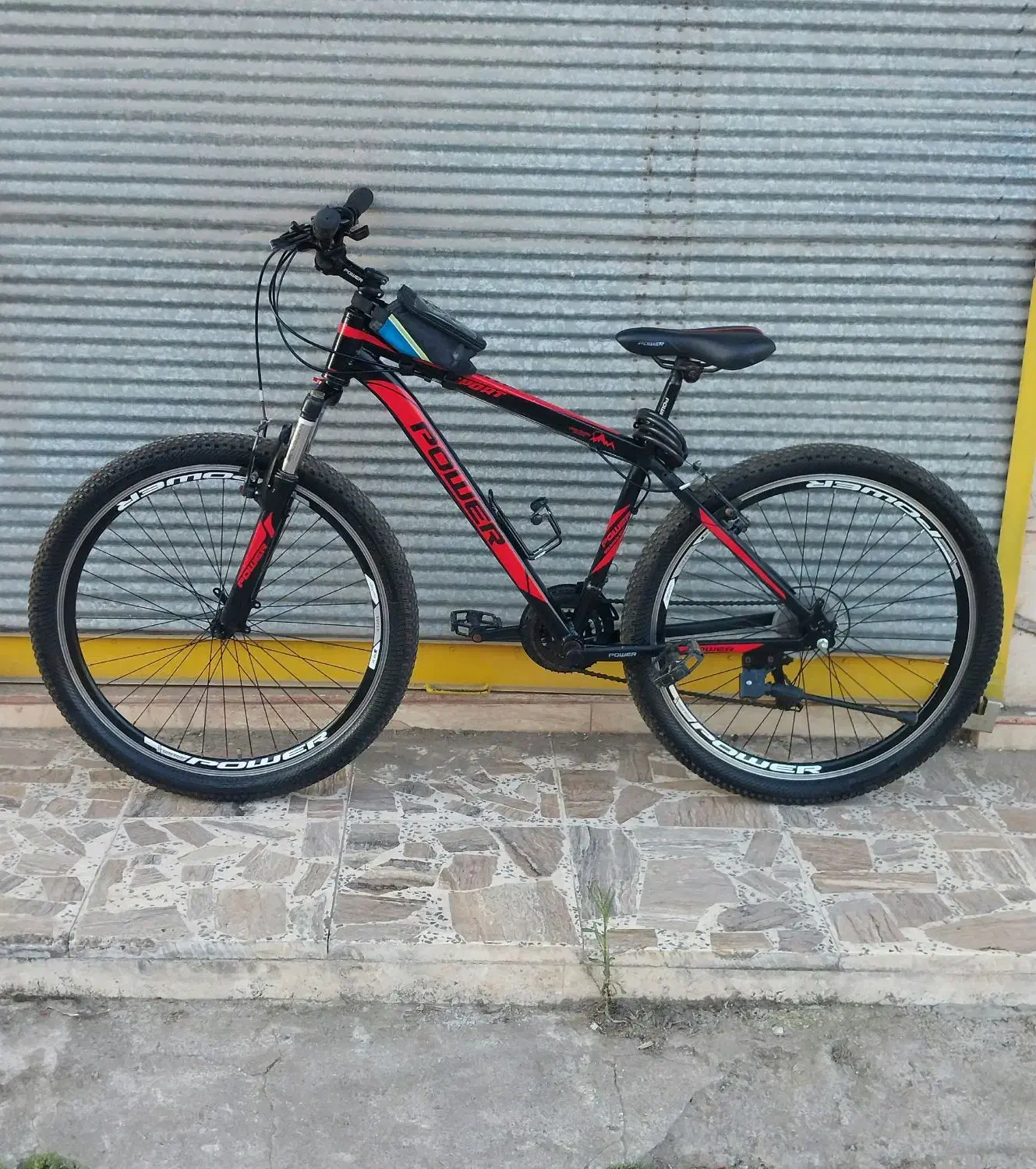 ۲۶ دوچرخه سایز ۲۷/۵ برند پاور بدون خطو خش|دوچرخه، اسکیت، اسکوتر|رشت, گلسار|دیوار