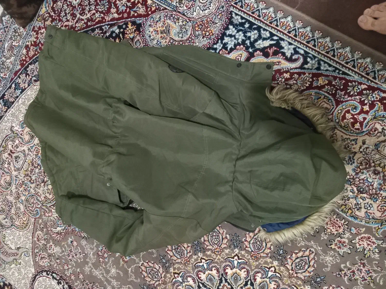 کاپشن در حد نو قیمت ۸۰۰هزار تومان|لباس|سیلوانه, |دیوار