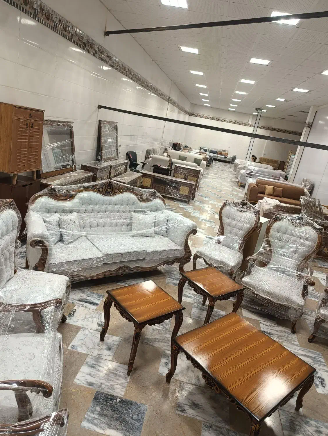 مبل سلطنتی(مبلمان کوروش)|مبلمان خانگی و میز عسلی|گناباد, |دیوار