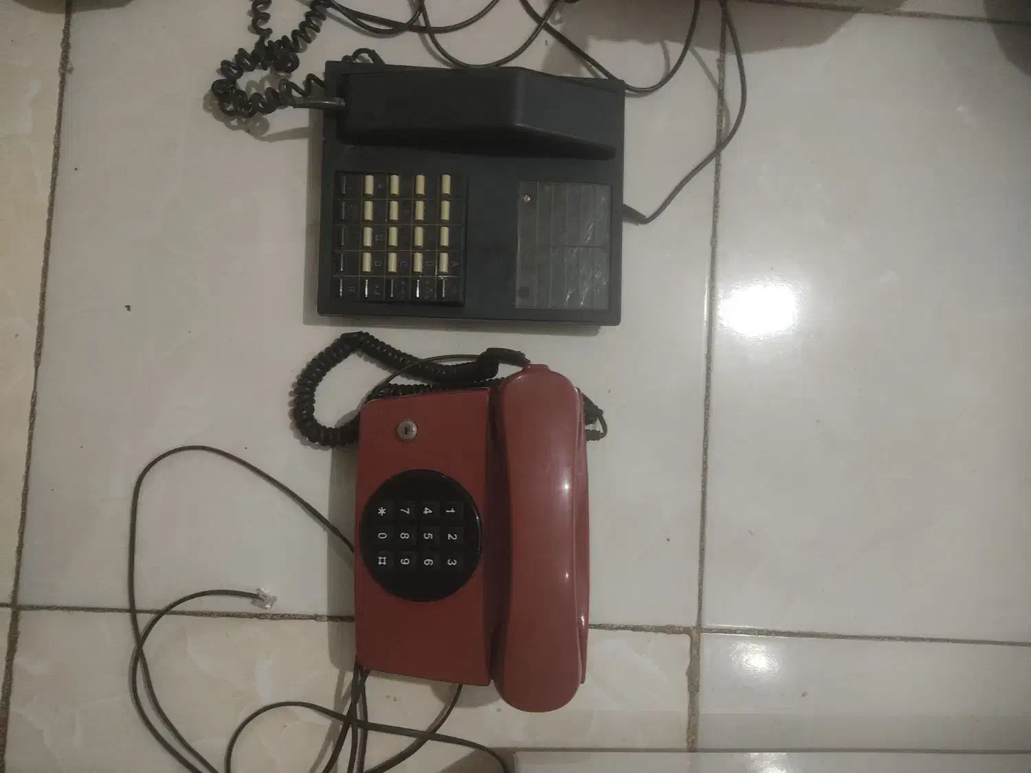 گوشی تلفن بیسیم وتلفن های قدیمی|تلفن رومیزی|فیروزکوه, |دیوار