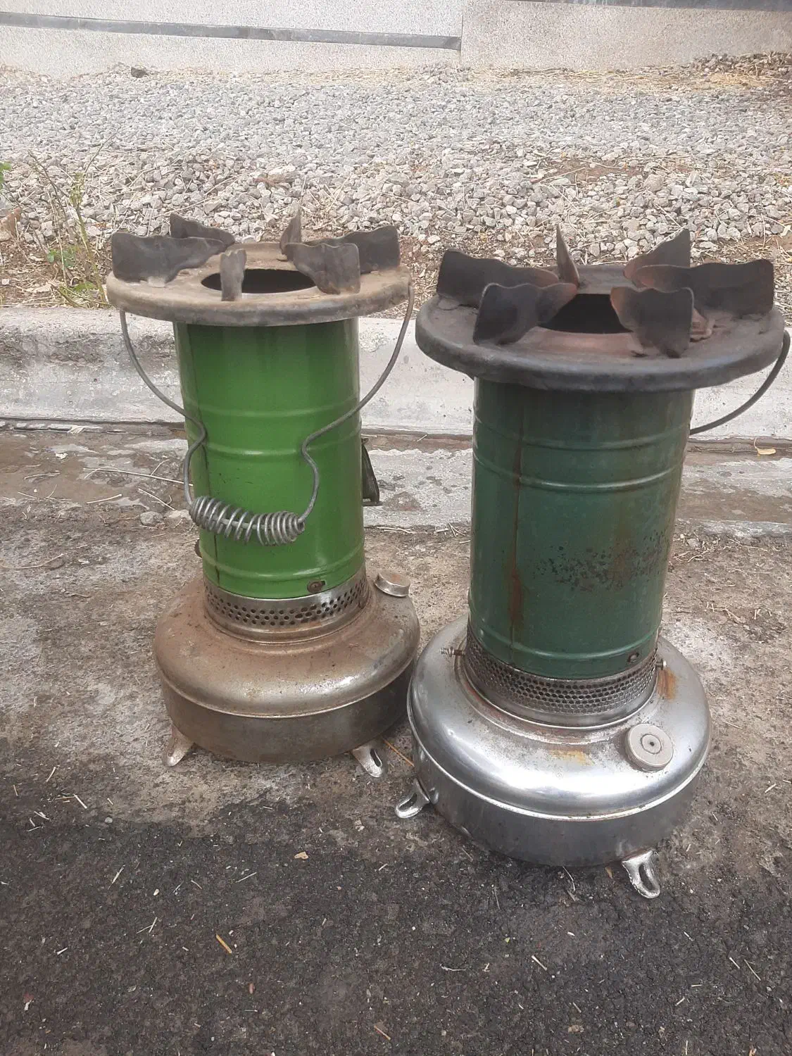 چراغ والور|کلکسیون اشیاء عتیقه|سبزوار, قائم|دیوار