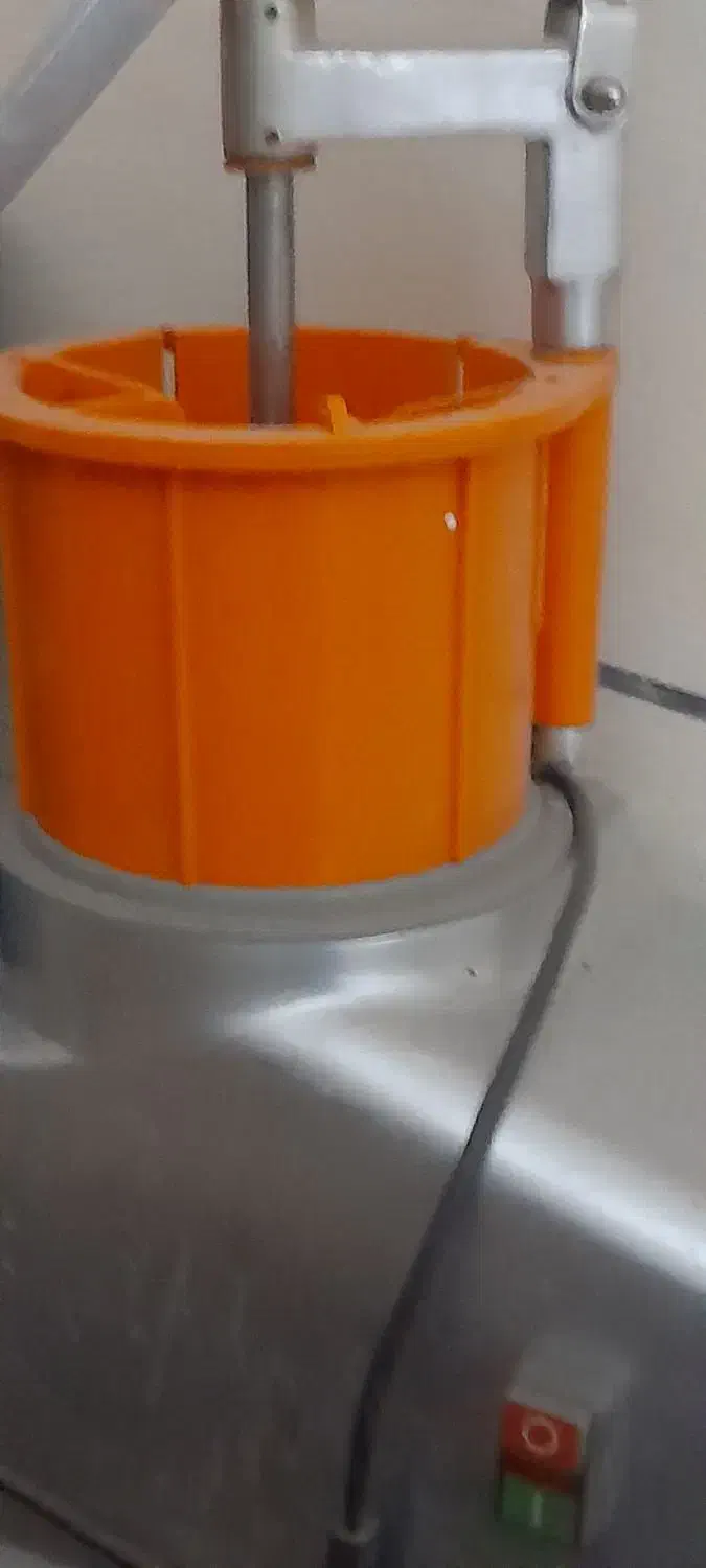 یک دستگاه اسلایزر میوهوپیاز مخصوص تالارها|کافیشاپ و رستوران|اراک, |دیوار