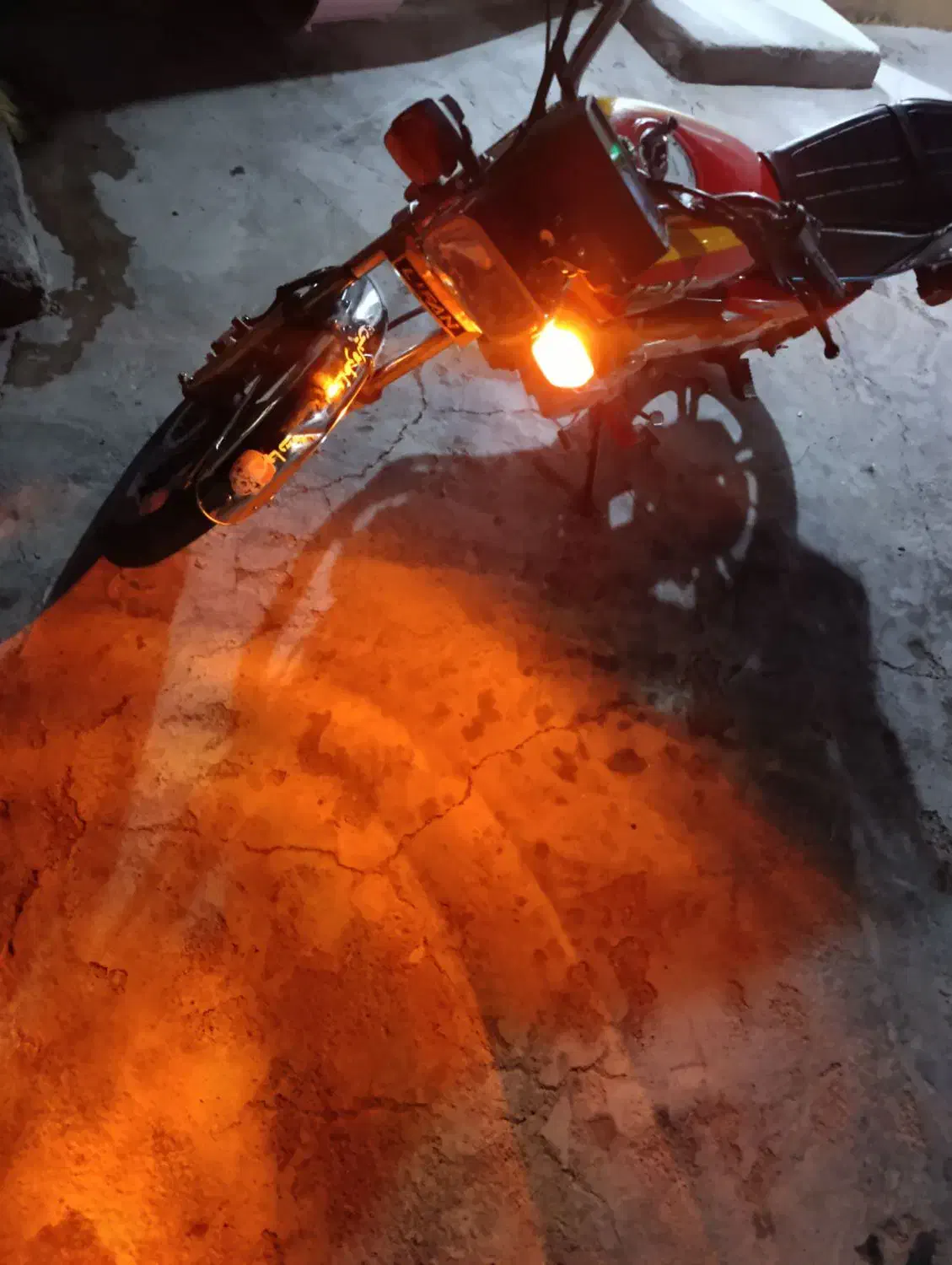 متور ۱۴۰۳ صفر لیفان ۲۰۰|موتورسیکلت|بم, |دیوار