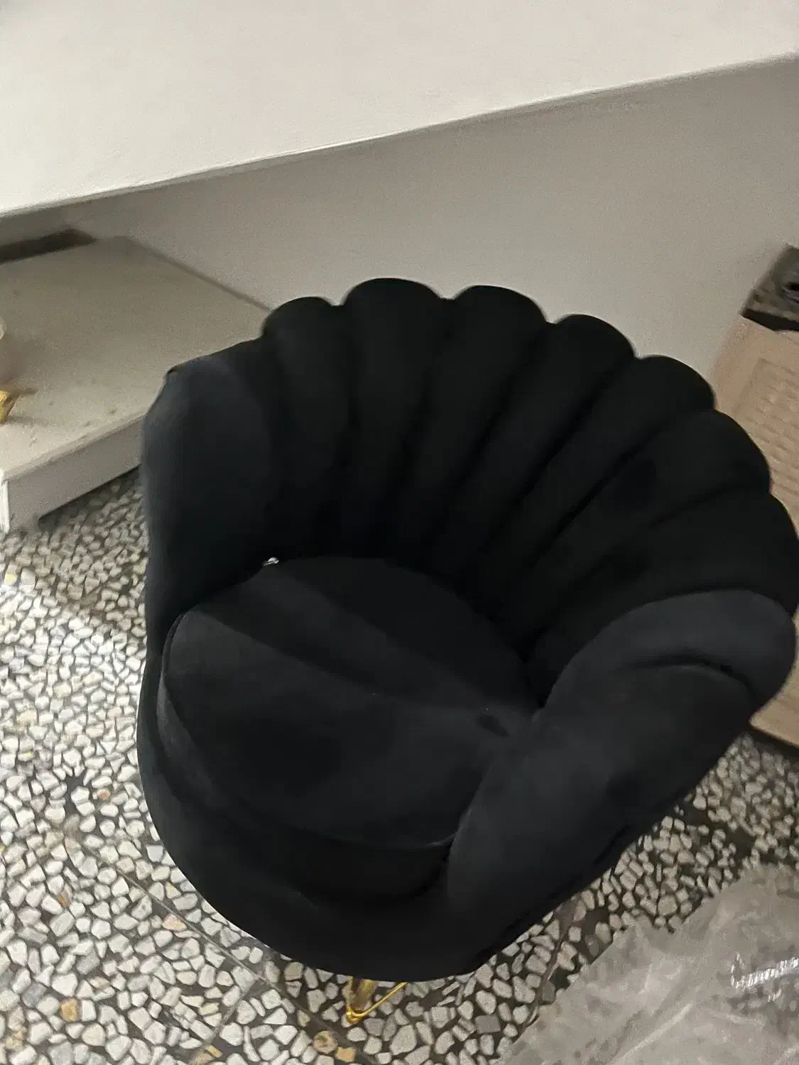 صندلی پدیکور همراه تخت و هوضچه سنگی ست کامل|آرایشگاه و سالن‌های زیبایی|چالوس, |دیوار