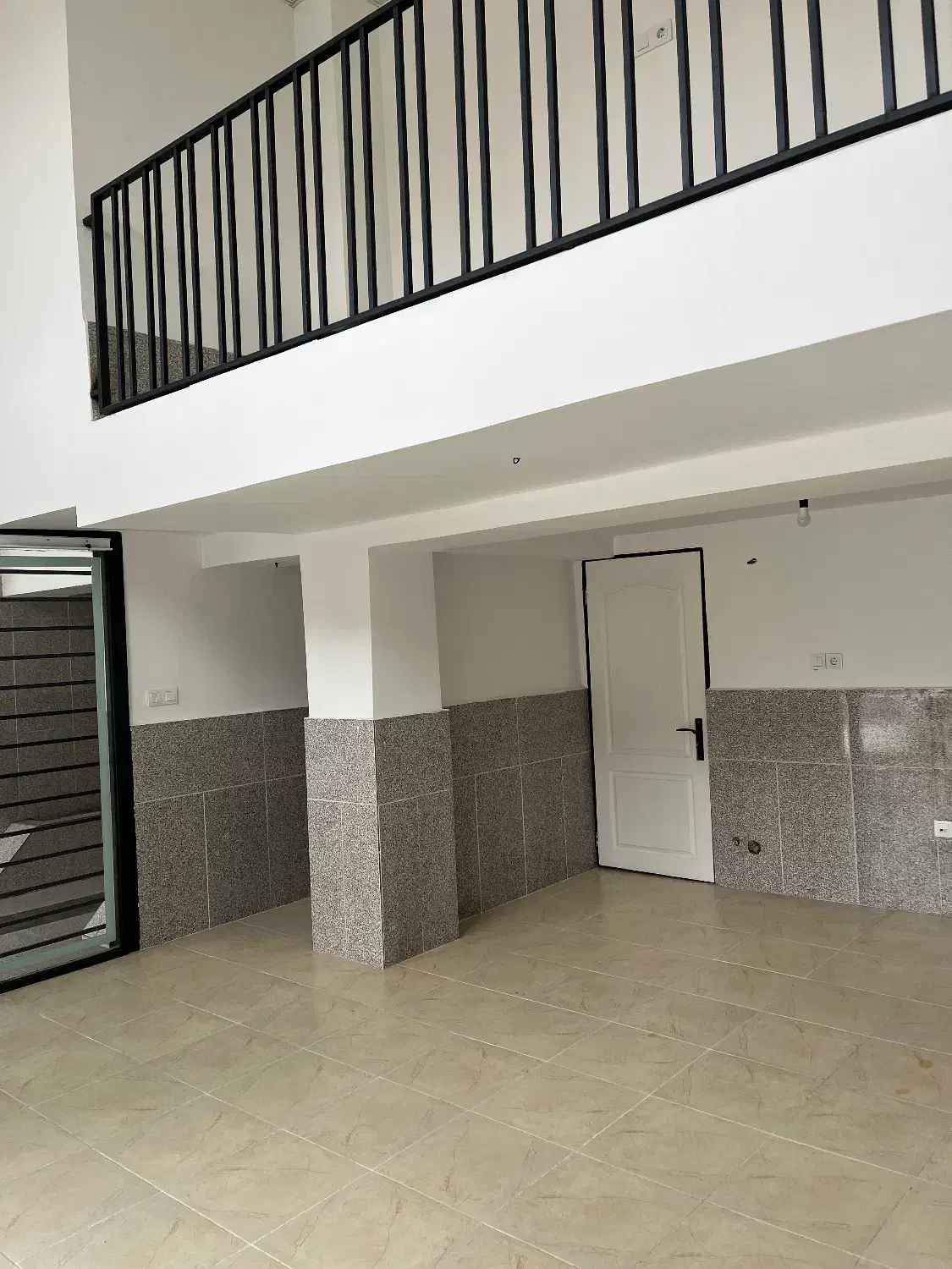 اجاره مغازه ۳۳ متری قارن ۱۶ با امکانات عالی|اجارهٔ مغازه و غرفه|ساری, |دیوار