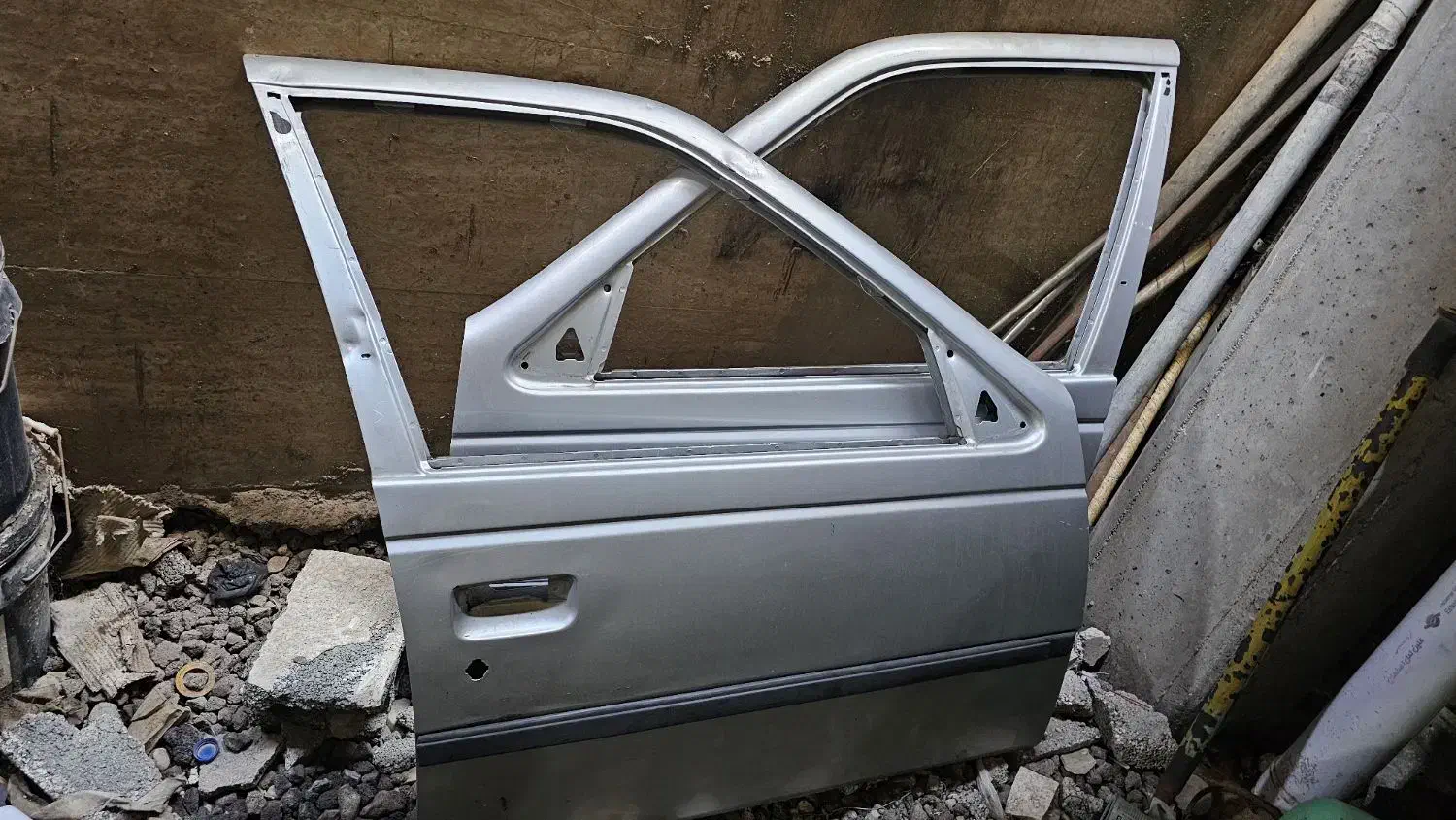 درب رنگ فابریک نقره ای پژو و پارس|قطعات یدکی و لوازم جانبی|اهواز, سلطانمنش|دیوار