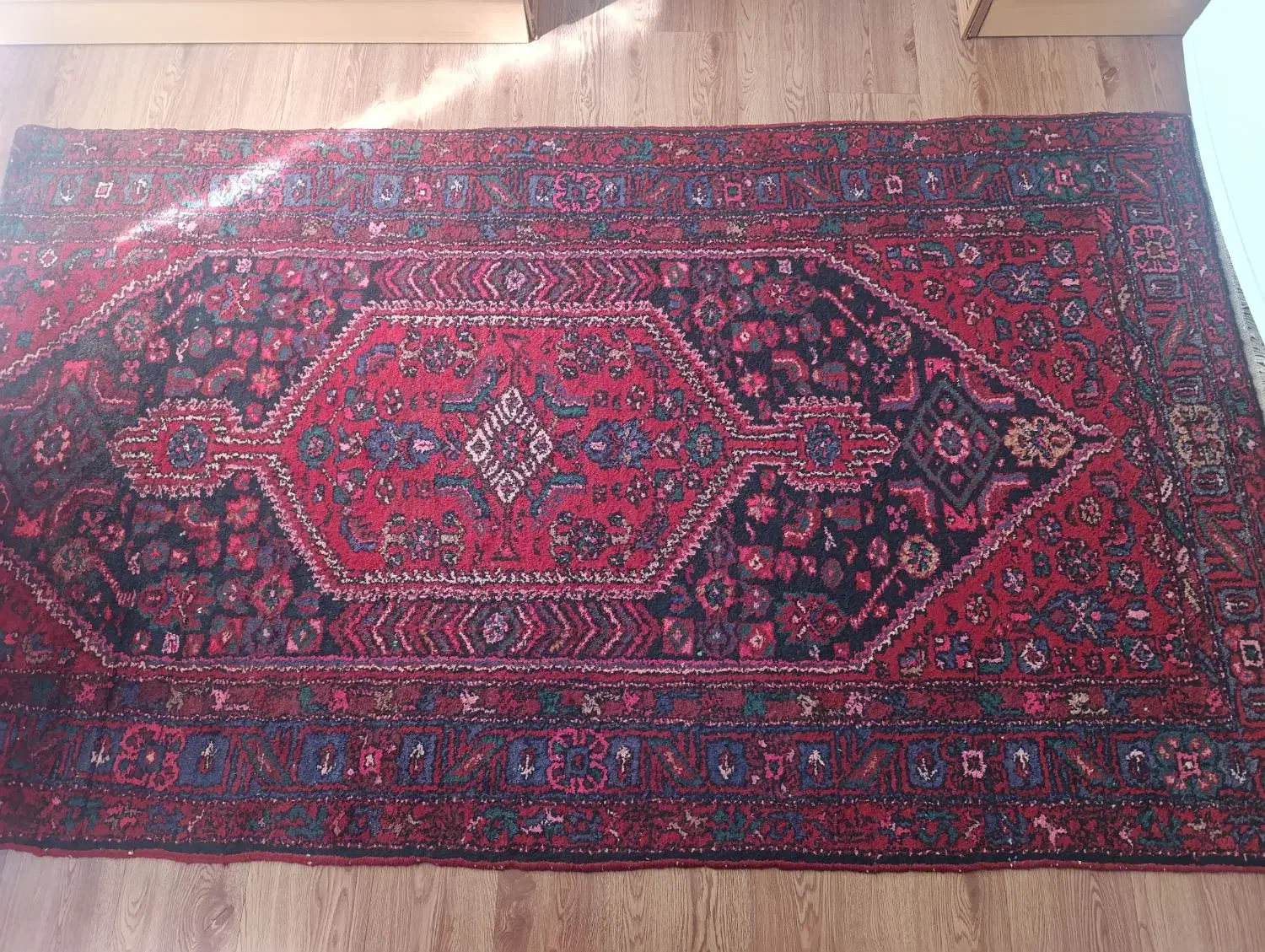 فرش دستبافت|فرش|قزوین, |دیوار