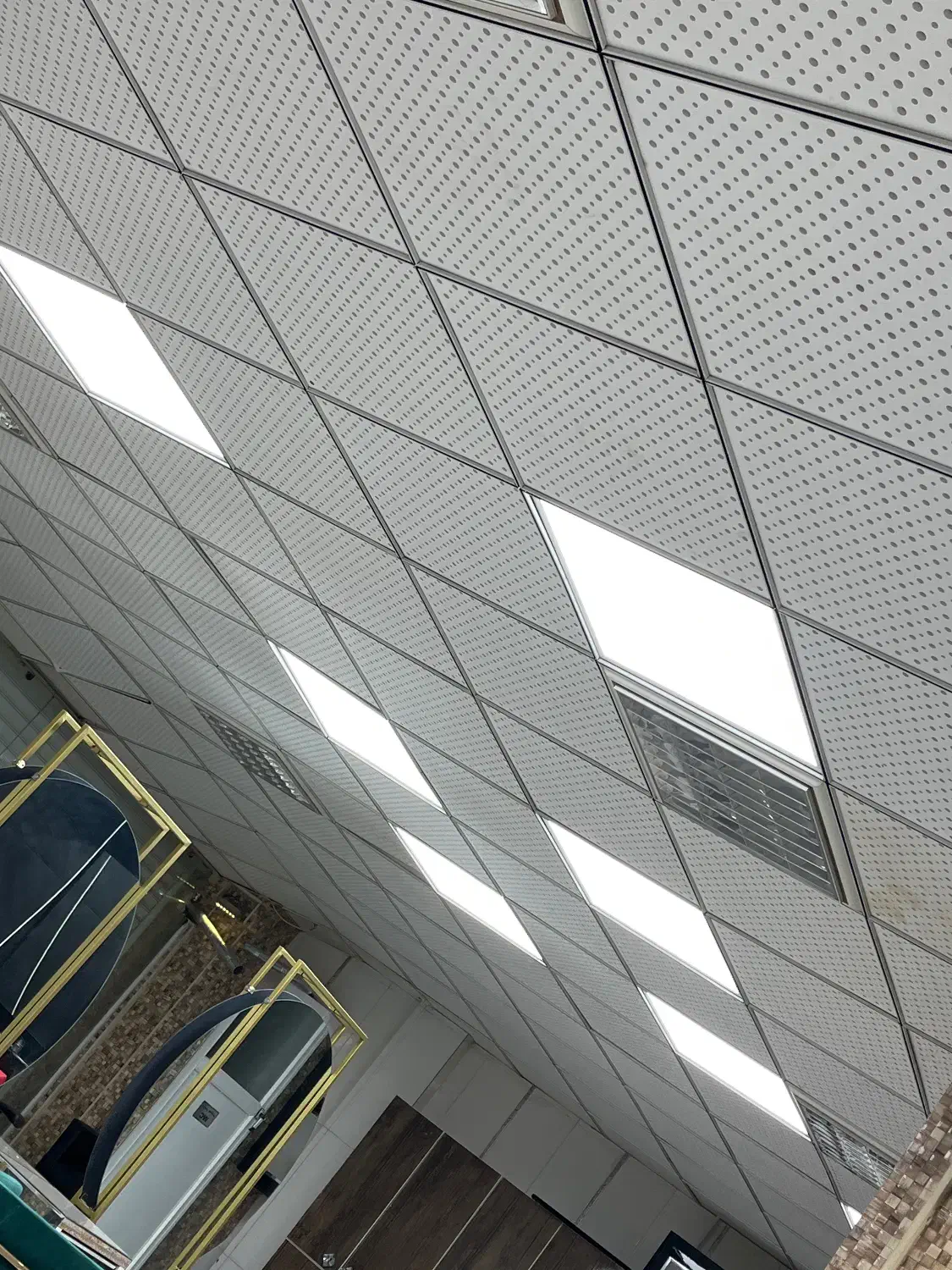 لامپ سقفی رو کار|لامپ و چراغ|گرمسار, |دیوار