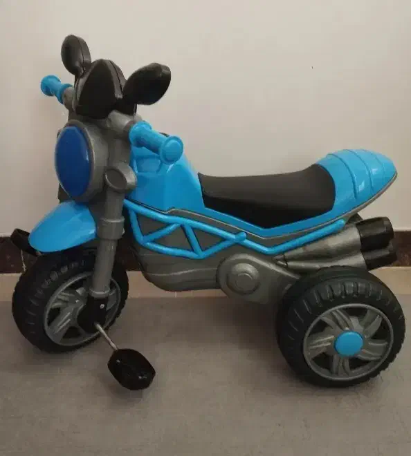 فروش سه چرخ مدل موتور موزیکال|اسباببازی|مریوان, |دیوار