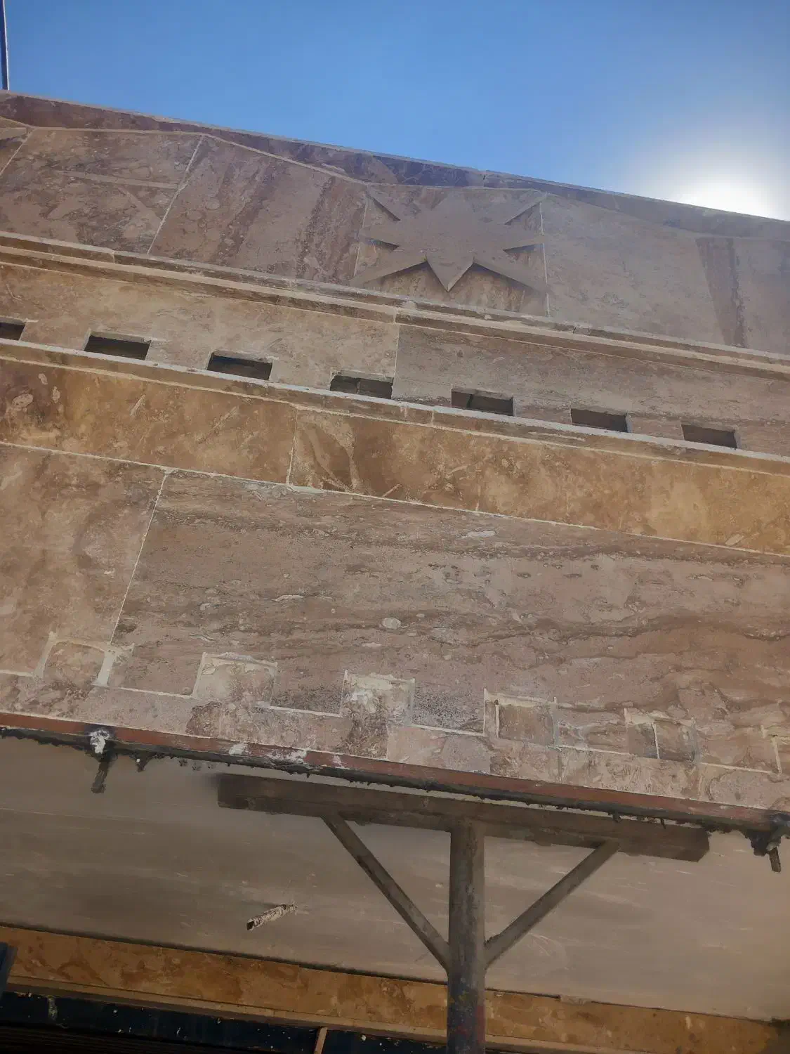 کاشیکاری و  سرامیک نما پرسلان  وسنگ|خدمات پیشه و مهارت|زنجان, |دیوار