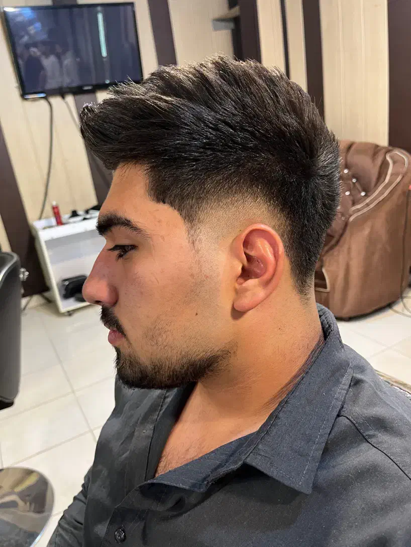 آموزشگاه ارایشگری مردانه مربی و هنرجو میپذیرد|استخدام آموزشی|ارومیه, |دیوار