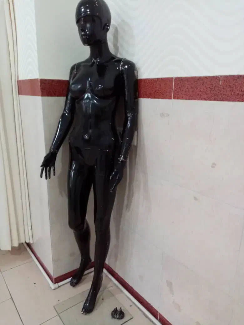 مانکن تمام قد زنانه|فروشگاه و مغازه|ارومیه, |دیوار