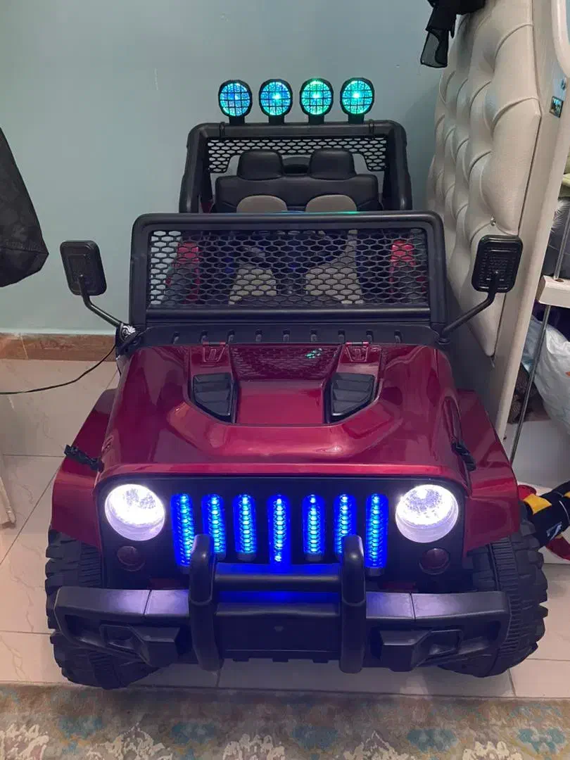 ماشین شارژی جیپ|اسباببازی بچه|تهران, باغ خزانه|دیوار