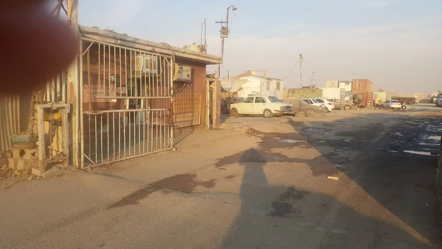 استخدام نیرواقا جهت نگهبانی پارکینگ|استخدام سرایداری و نظافت|شاهین‌شهر, بنیاد ازدواج|دیوار