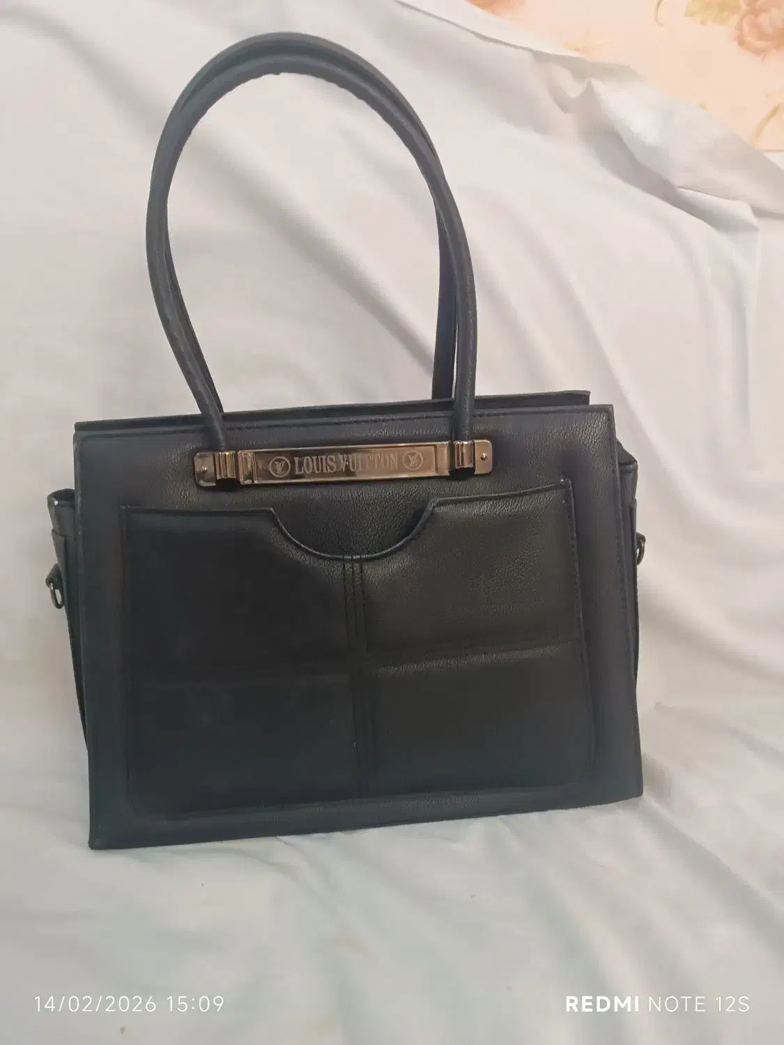 کیف|کیف، کفش، کمربند|نیشابور, فضل|دیوار