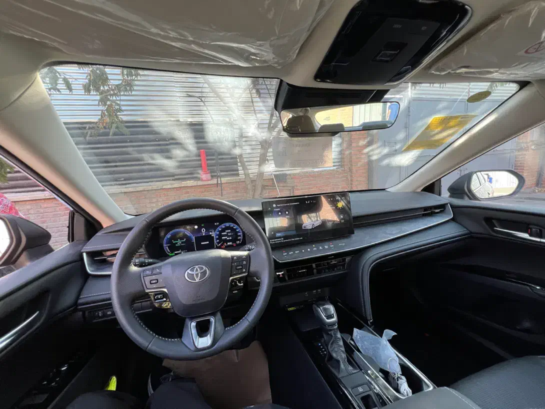 تویوتا کمری ۲۰۲۵ پرمیوم مشکی|خودرو سواری و وانت|تهران, سید خندان (جلفا)|دیوار