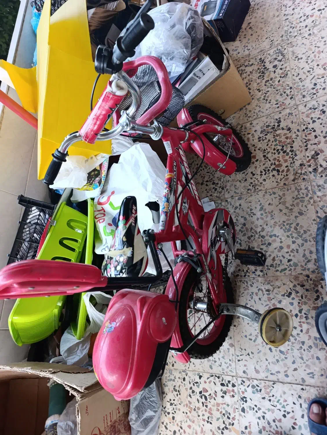 کیف، کفش، لباس ،کالسکه،تلوزیون ضبط صوت|کیف، کفش، کمربند|شهرضا, |دیوار