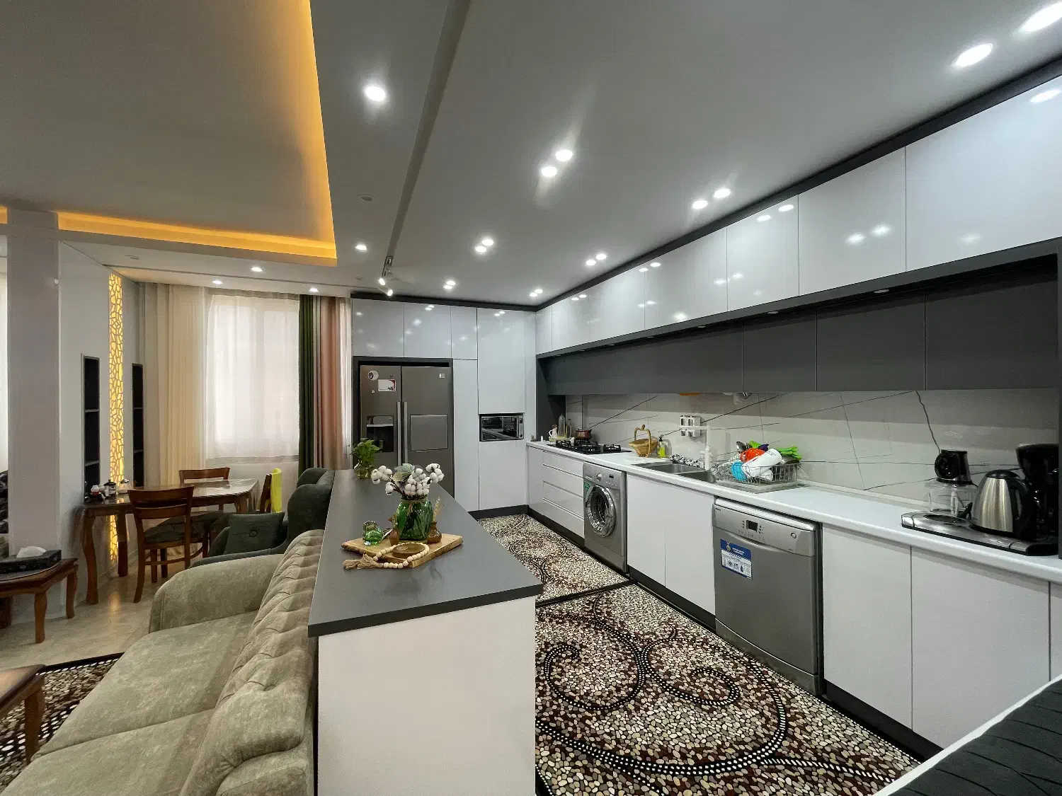 آپارتمان ۱۰۰ متری رحمانیه|فروش آپارتمان|مشهد, الهیه|دیوار