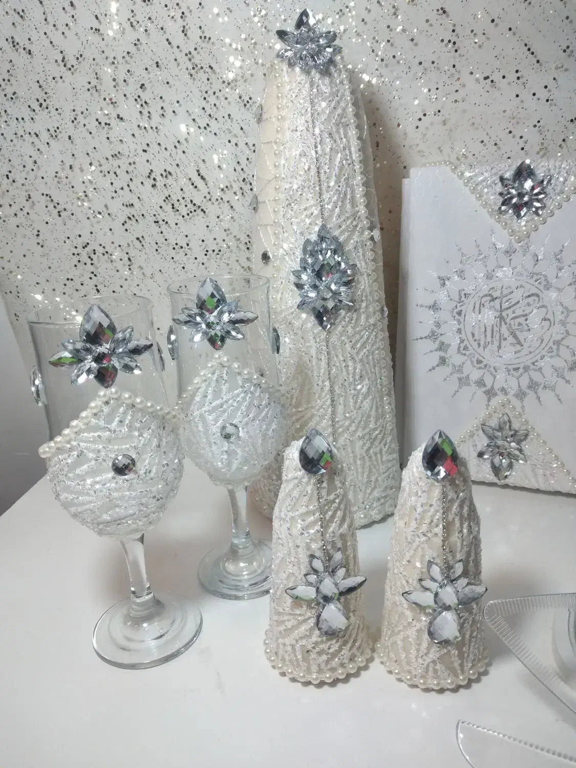 ست بله برون وعقد|صنایع دستی و سایر لوازم تزئینی|کازرون, |دیوار