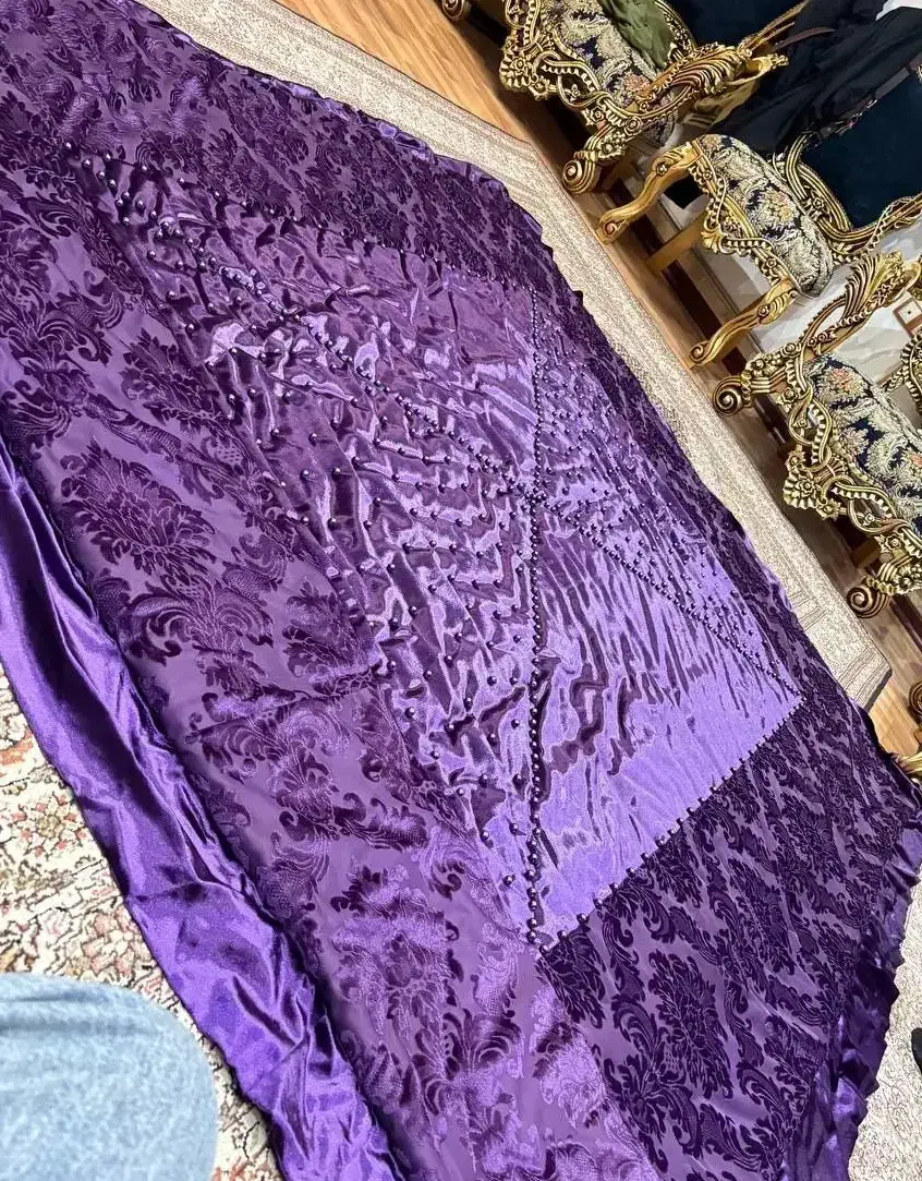 روتختی وبالشت قالیچه|رختخواب، بالش، پتو|خوی, |دیوار