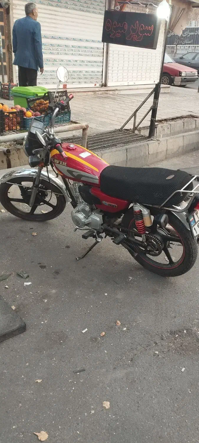 موتور لیفان ۱۴۰۲|موتورسیکلت|کرج, کوی مدرس|دیوار
