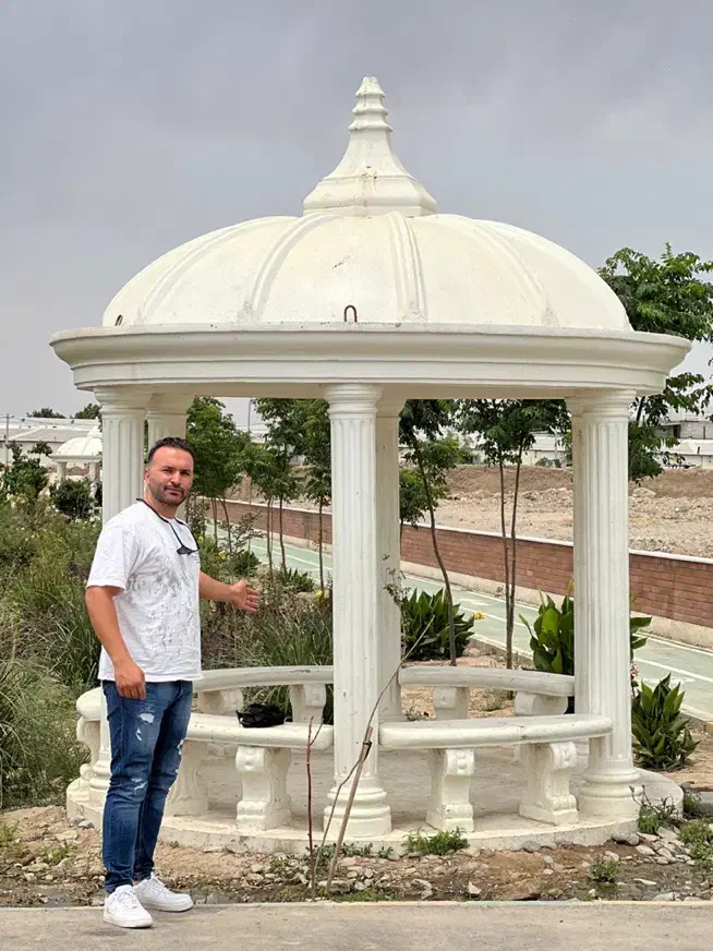نیمکت ابنما گلدان باربیکیو الاچیق زیبا مجسمه زمانی|مصالح و تجهیزات ساختمان|عباس‌آباد, |دیوار