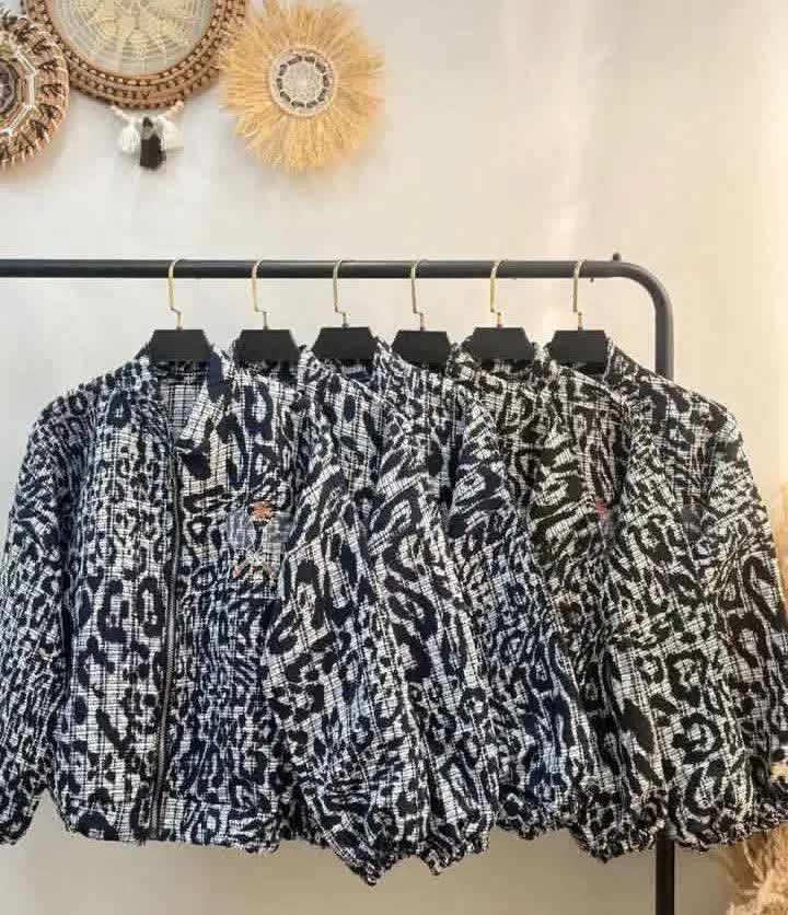 بامبر جکت|لباس|دزفول, |دیوار